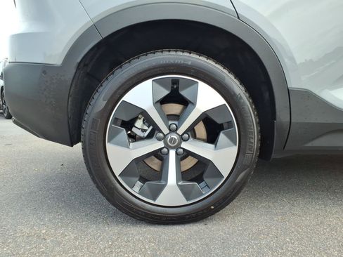 New 2026 Volvo XC40 B5 Plus w/ Protection Package Premier AWD/4WD image 3