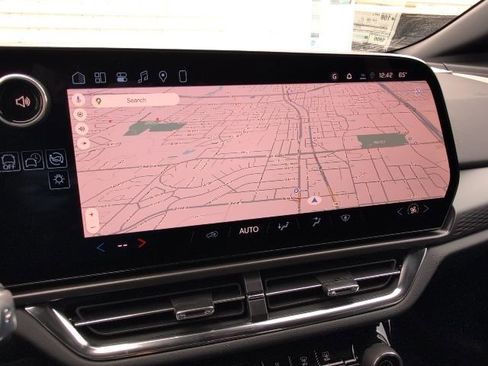 New 2026 Chevrolet Equinox EV LT image 20