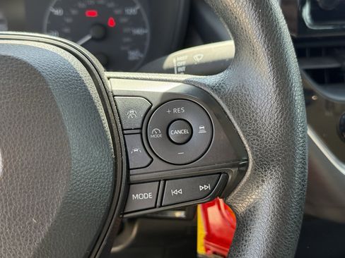Used 2024 Toyota Corolla LE image 17
