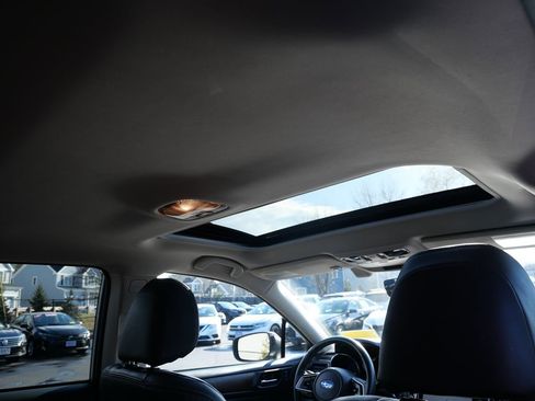 Used 2018 Subaru Outback 2.5i Limited image 27