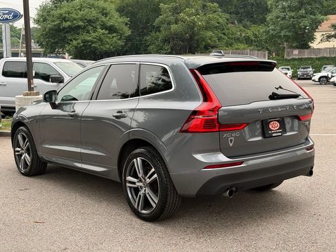 Used 2021 Volvo XC60 T5 Momentum w/ Premium Package AWD/4WD image 7