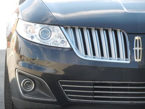 Used 2011 Lincoln MKS AWD w/ 102A Rapid Spec Order Code image 11