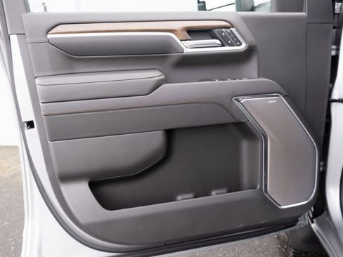 New 2026 Chevrolet Silverado 3500 High Country w/ High Country Premium Package image 15