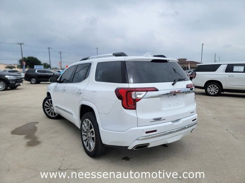 Used 2023 GMC Acadia Denali AWD/4WD image 5