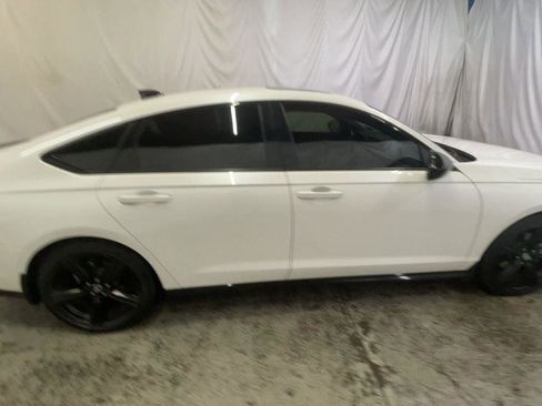Certified 2024 Honda Accord Sport image 9