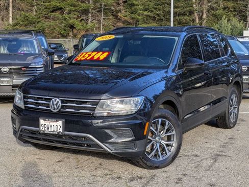 Used 2019 Volkswagen Tiguan SE image 2