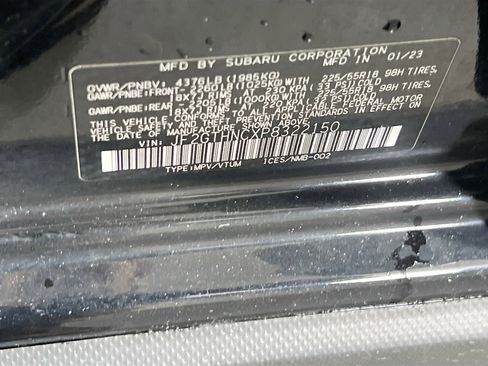 Used 2023 Subaru Crosstrek 2.5i Limited AWD/4WD image 32