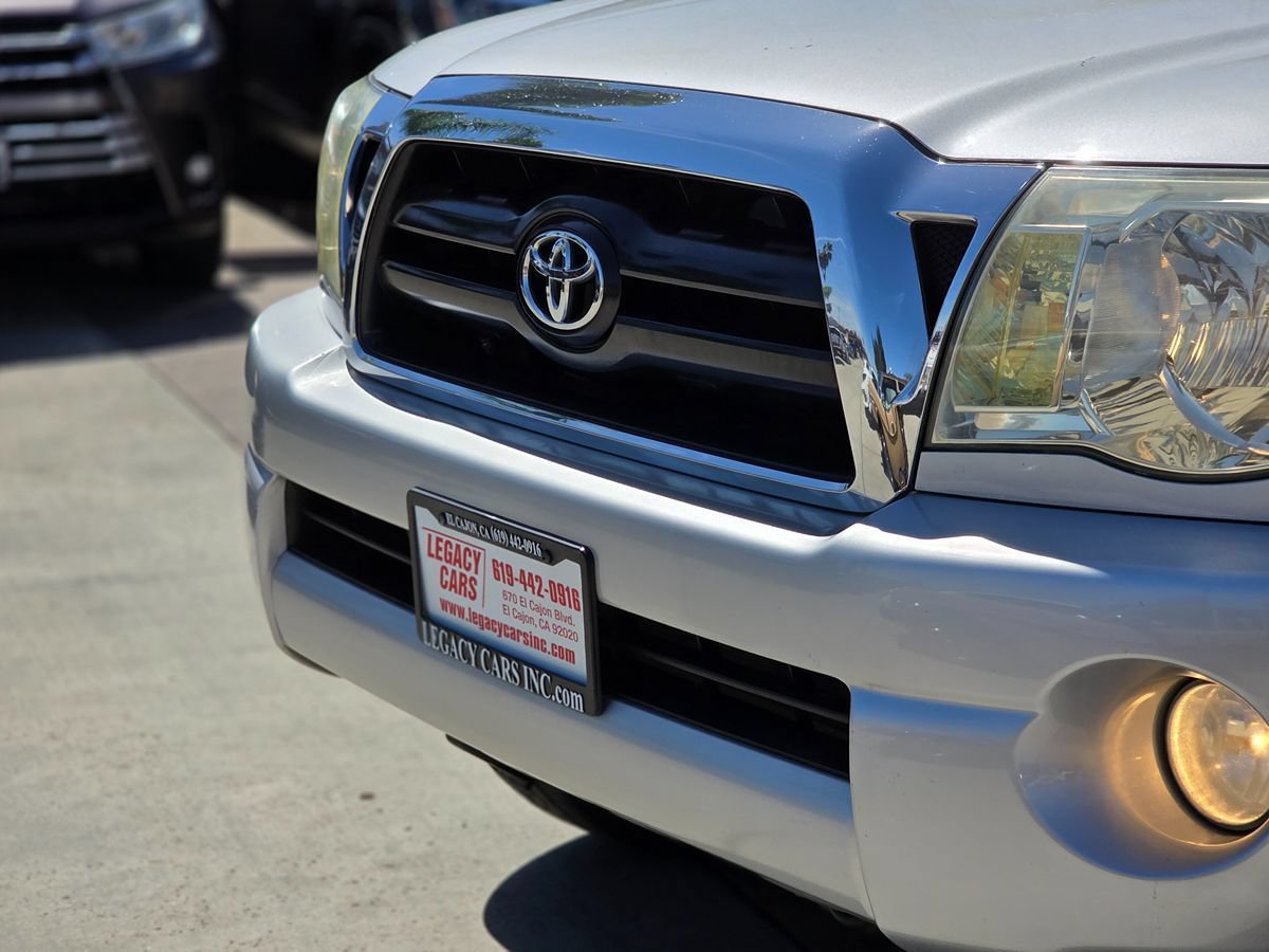 Used 2005 Toyota Tacoma PreRunner RWD image 7