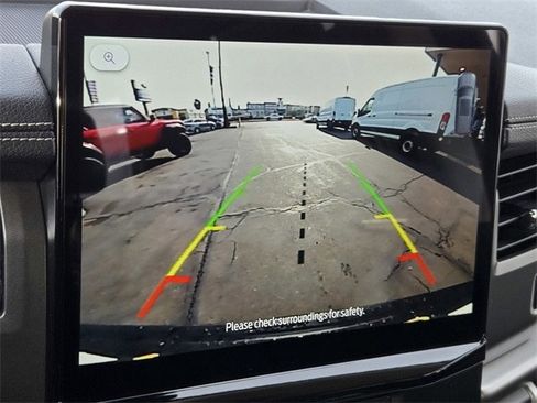 Certified 2024 Ford Expedition XLT image 15