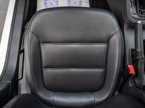 Used 2018 Volkswagen Jetta Sport FWD image 29