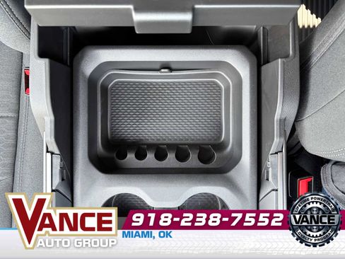 Used 2025 RAM 3500 Big Horn image 38