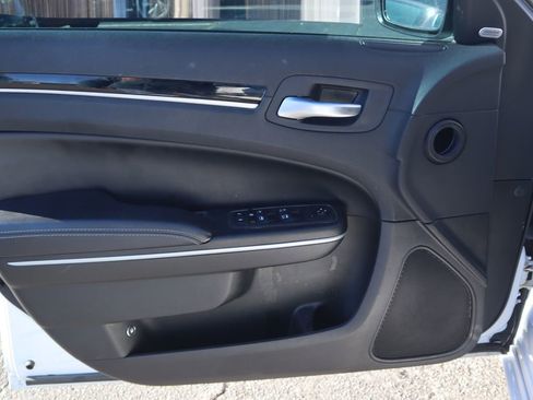 Used 2023 Chrysler 300 S image 17