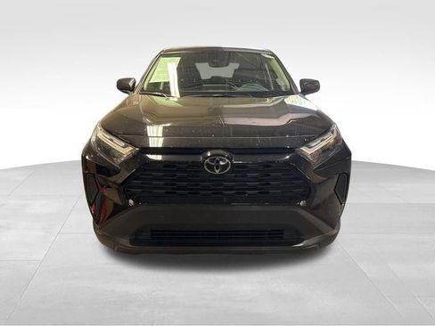 Used 2025 Toyota RAV4 LE image 2