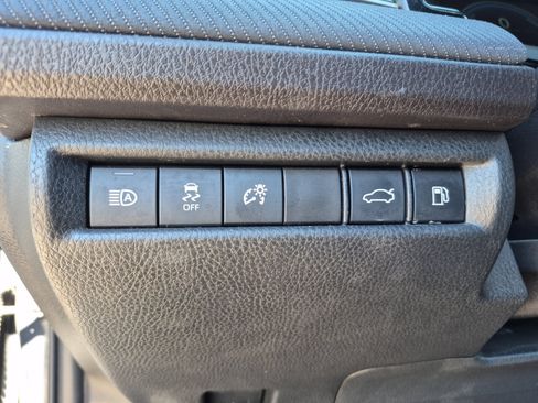 Used 2025 Toyota Camry SE FWD image 34