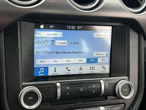 Used 2018 Ford Mustang GT Premium w/ Equipment Group 401A RWD image 18