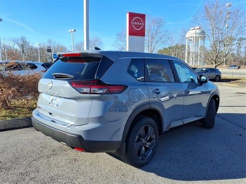 New 2026 Nissan Rogue SV image 3