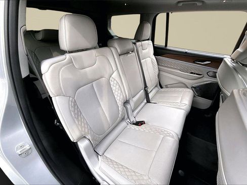 Used 2022 Jeep Grand Cherokee L Summit w/ Advanced Protech Group IV image 28