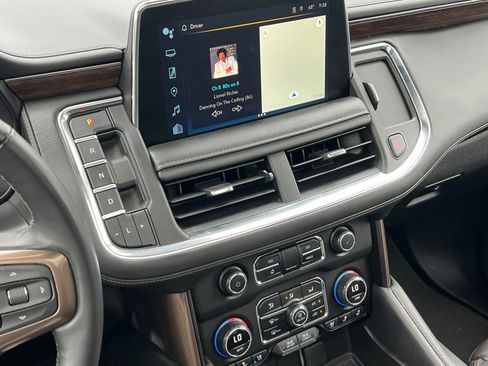 Used 2024 Chevrolet Suburban High Country w/ Premium Package 2 image 32