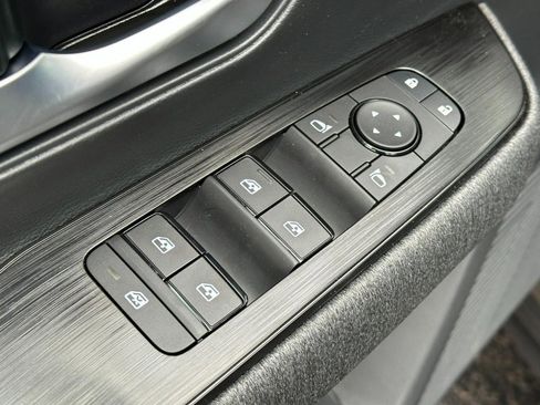 New 2026 Nissan Kicks SV image 10