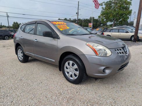 Used 2012 Nissan Rogue S FWD image 1