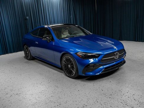 New 2026 Mercedes-Benz CLE 300 4MATIC Coupe image 3