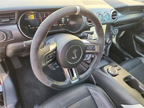 Used 2022 Ford Mustang Shelby GT500 w/ Technology Package image 20
