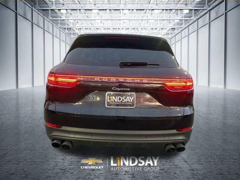 Used 2020 Porsche Cayenne image 6