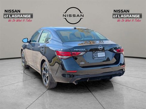 New 2025 Nissan Sentra SV image 7