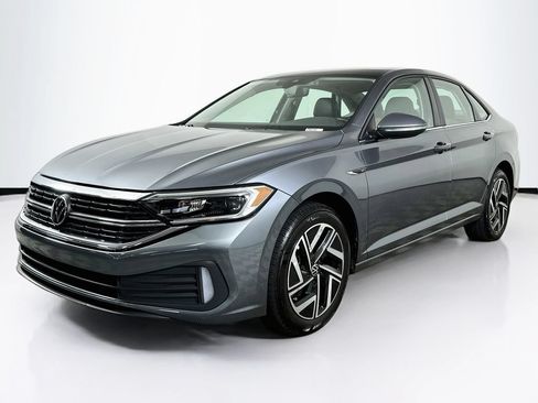 Used 2024 Volkswagen Jetta SEL FWD image 1