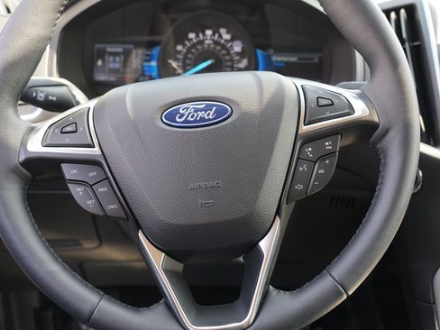 Used 2024 Ford Edge SEL w/ Convenience Package AWD/4WD image 25