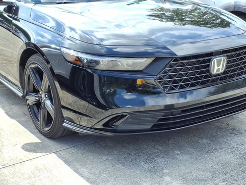 Used 2023 Honda Accord Sport image 5
