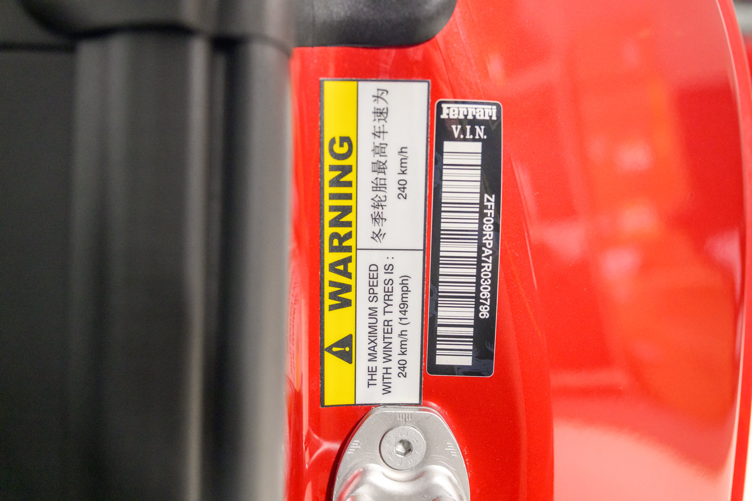 Certified 2024 Ferrari Roma Spider RWD image 41