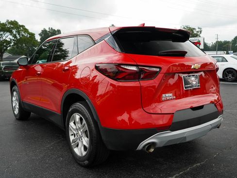 Used 2021 Chevrolet Blazer LT FWD image 3
