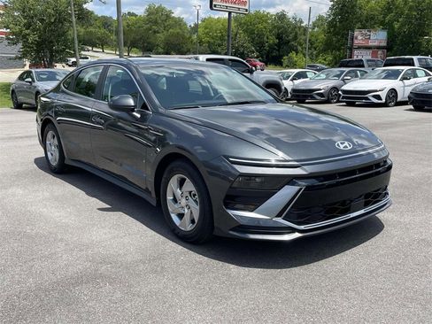 New 2025 Hyundai Sonata SE image 4