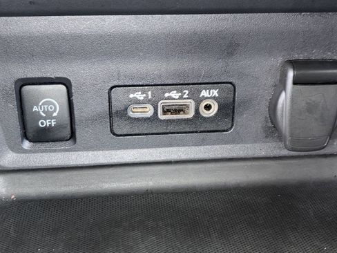 Used 2024 Nissan Sentra SV image 13