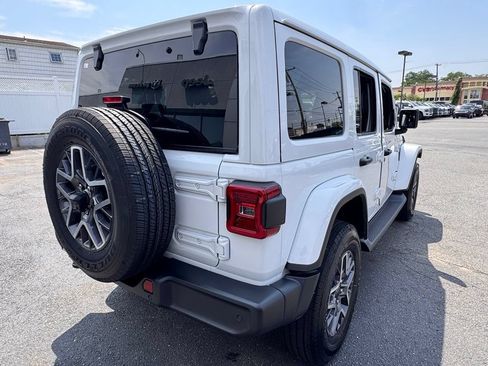 New 2026 Jeep Wrangler Unlimited Sahara w/ Safety Group AWD/4WD image 7