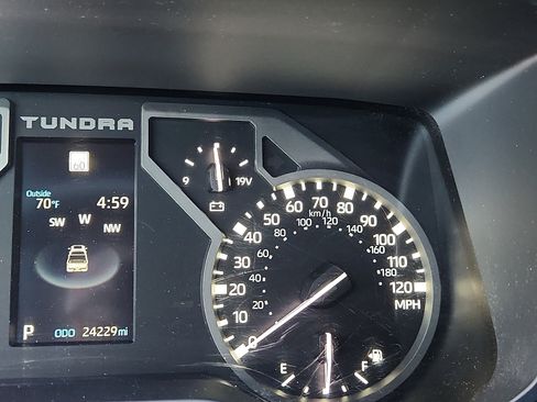 Used 2025 Toyota Tundra SR5 AWD/4WD image 17