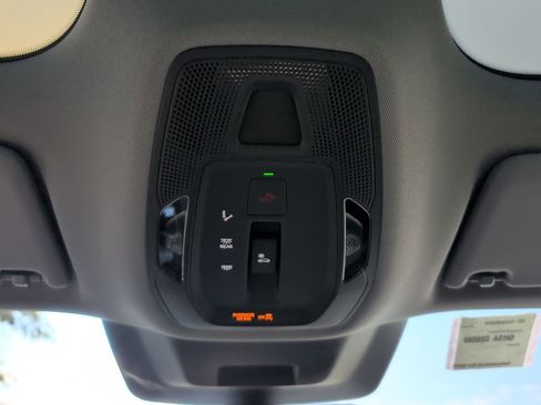 New 2025 Audi A6 e-tron Premium Plus image 7