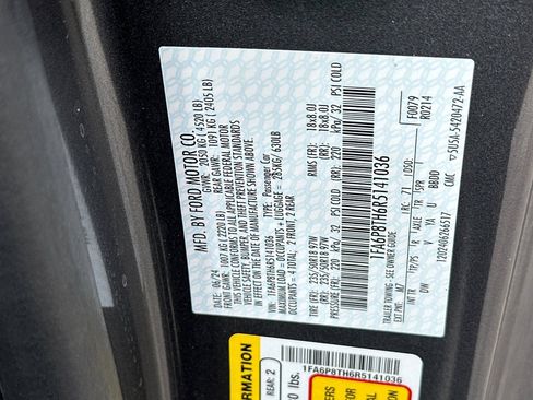 Used 2024 Ford Mustang Coupe RWD image 27