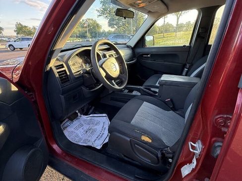 Used 2010 Jeep Liberty Sport w/ Popular Equipment Group AWD/4WD image 11