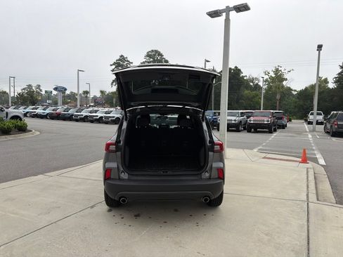 Used 2026 Ford Escape ST-Line w/ Tech Pack #1 FWD image 7