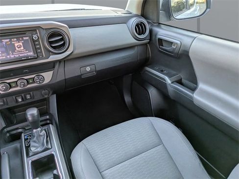 Used 2019 Toyota Tacoma SR5 image 17