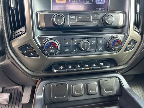 Used 2018 Chevrolet Silverado 3500 High Country w/ Duramax Plus Package AWD/4WD image 33