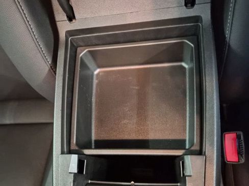 Used 2024 Chevrolet Colorado LT w/ LT Convenience Package III image 32