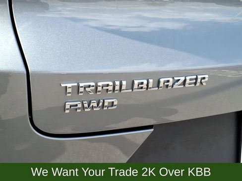 Used 2024 Chevrolet TrailBlazer ACTIV w/ Convenience Package AWD/4WD image 30
