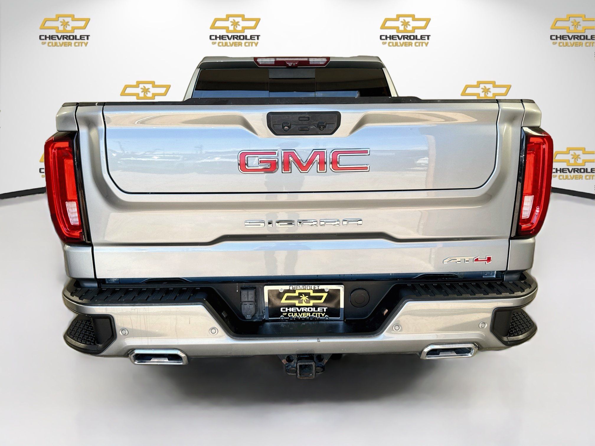 Used 2023 GMC Sierra 1500 AT4 w/ AT4 Premium Package AWD/4WD image 7