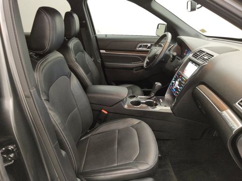 Used 2018 Ford Explorer Limited FWD image 21