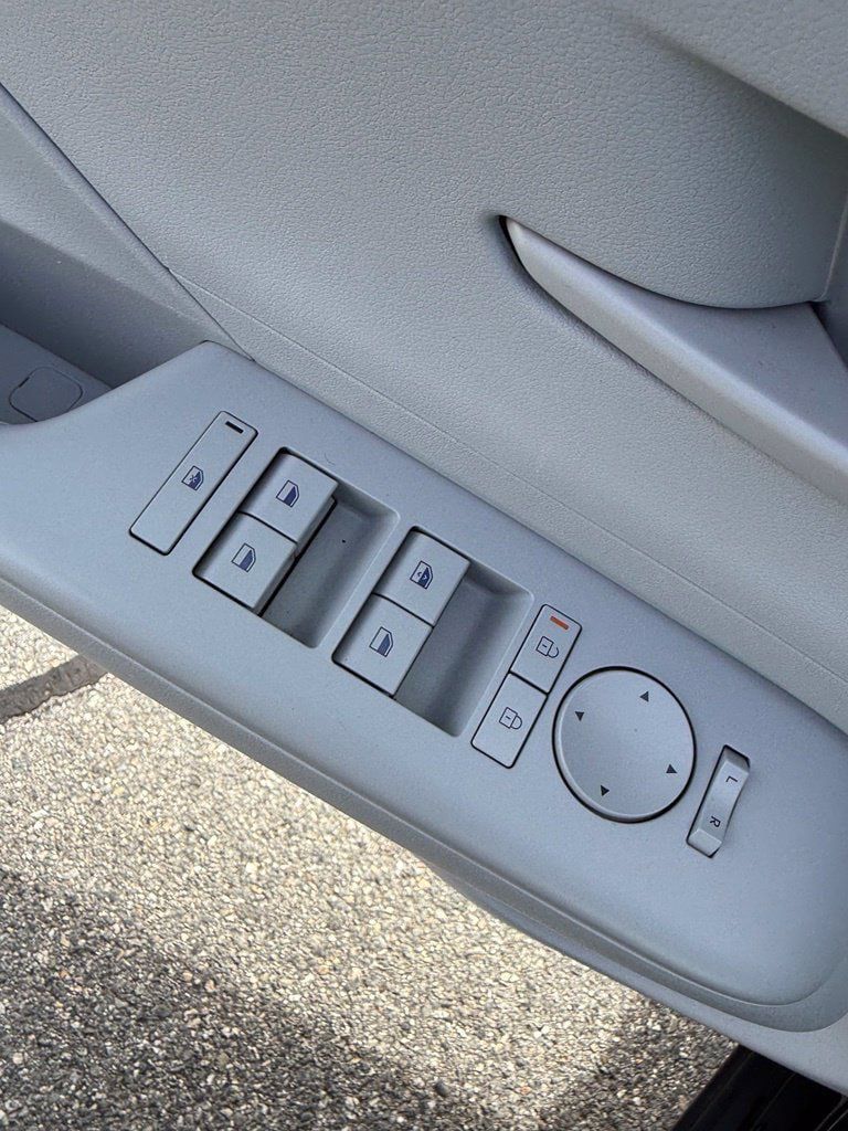 Used 2025 Hyundai Kona SEL AWD/4WD image 21