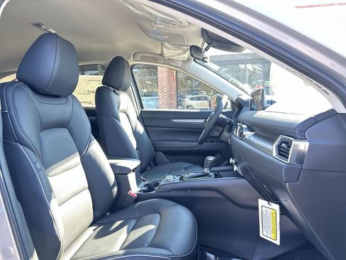 New 2025 MAZDA CX-5 AWD 2.5 S w/ Select Package image 24
