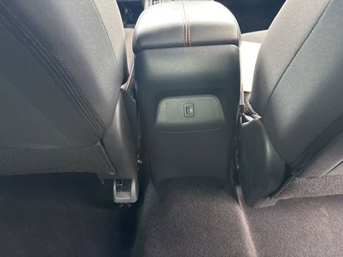 Used 2025 Nissan Sentra SR image 19